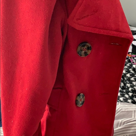 Red jacket - Picture 4 of 4